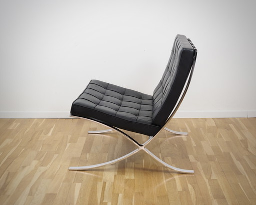 Knoll Int. Mies van der Rohe Barcelona Stoel leer zwart