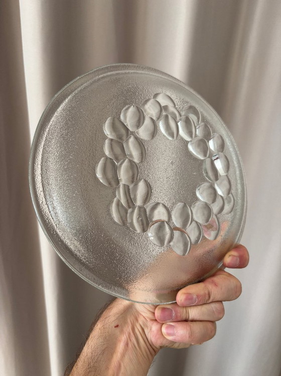 Vintage Pressed Glass Serving Plate – Bubble Wreath Design – kosta boda, Crockery (photo 4 of 5)