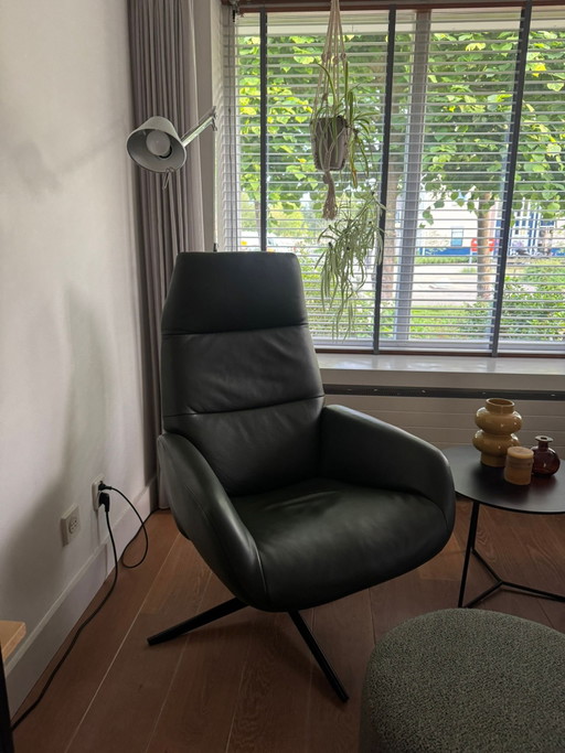 Montel Ergo 2 draaifauteuils incl. Poefjes
