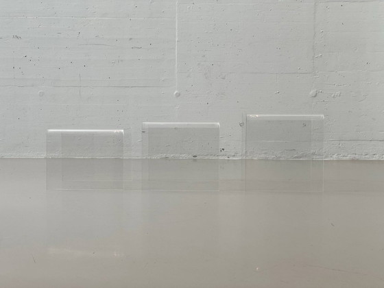 Image 1 of Space Age 3er Set Plexiglas Satztische / Beistelltische, 1970er Jahre 