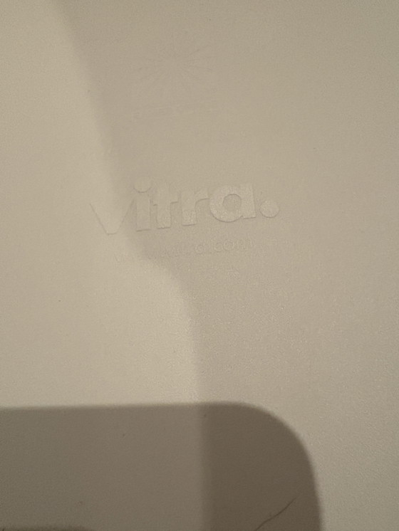 Image 1 of Iconic Vitra Eames Elephant – Timeless design, playful classic