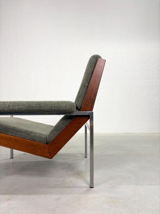 Image 1 of 'Lotus' Dames Fauteuil van Rob Parry voor Gelderland