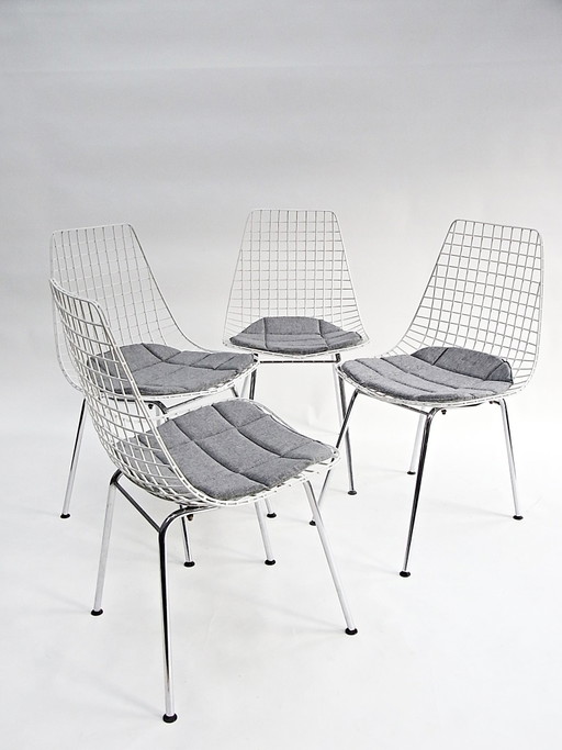 Silla de alambre 4X
