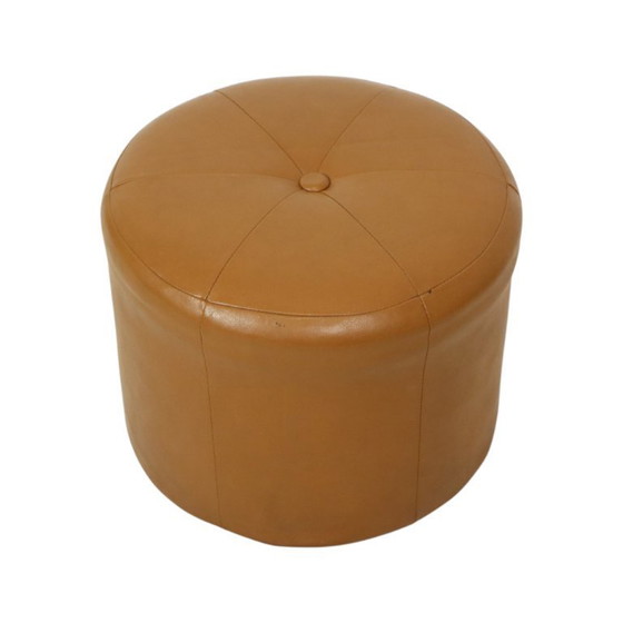 Image 1 of Pouf rotondo vintage color cammello