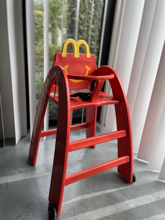 Image 1 of Silla alta MacDonalds