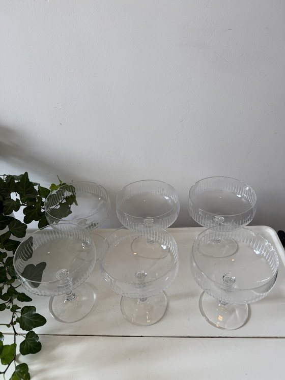 Image 1 of Ensemble de 6 coupes à champagne en cristal