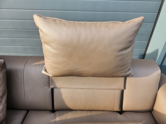 Image 1 of Jori - Canapé d'angle Tigra avec table basse et pouf supplémentaire