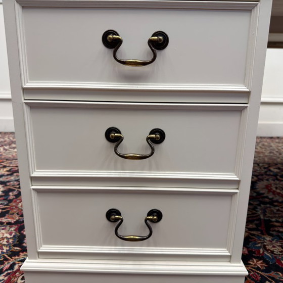 Classic English White Desk Partnerdesk – Wood, Leather (photo 13 of 18)