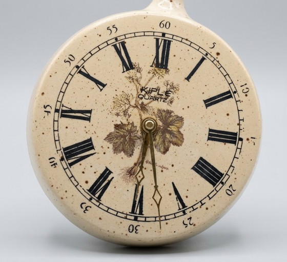 Kiplé Quartz Wall Clock, Vintage Kitchen Clock in Pan Design, Retro 70s/80s, Kiple, Ceramic, Beige (photo 3 of 5)