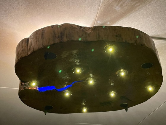 Image 1 of Article 202301