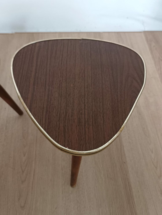 Image 1 of Conjunto de dos mesas auxiliares de los años cincuenta