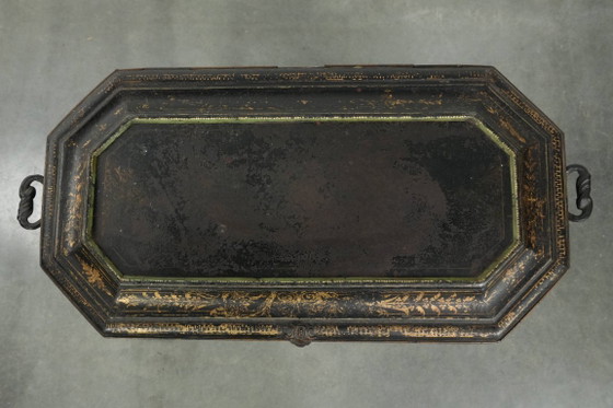 Elegant antique coal/hearth bin in Chinoiserie style from the 19th century with beautiful accents and brass (photo 8 of 16)