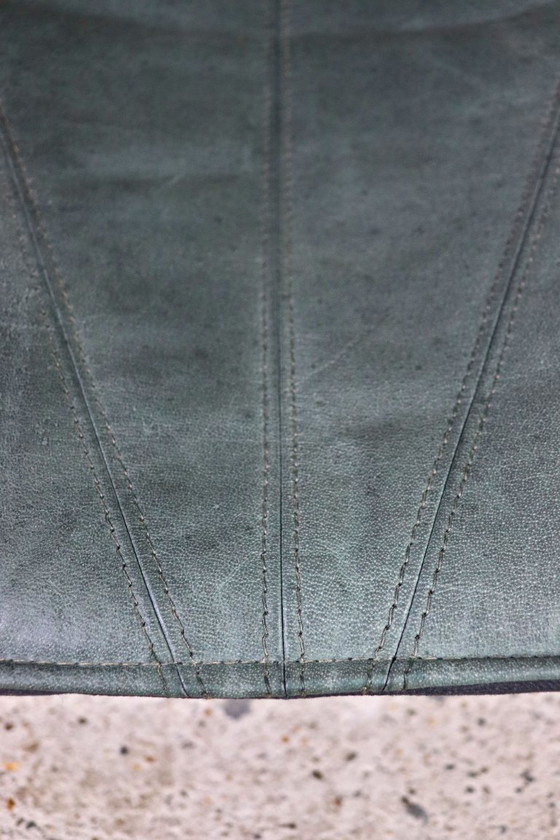 Image 1 of IKEA Skye Sessel aus grün gegerbtem Leder - Tord Björklund