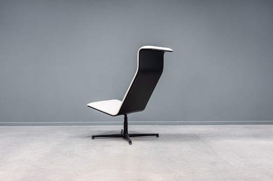 Image 1 of Tab lounge chair