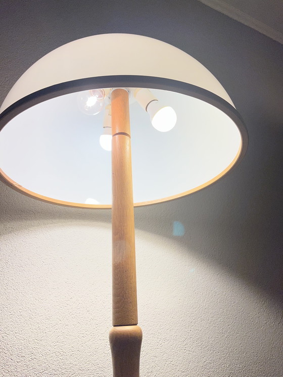 Image 1 of Lampada da terra vintage a forma di fungo con paralume in plastica