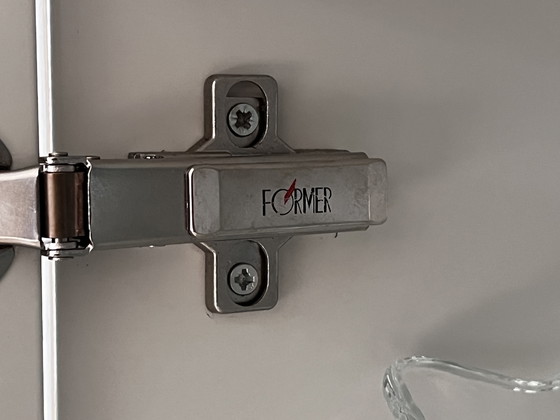 Image 1 of Precedente disposizione di pensili a muro in finitura lucida