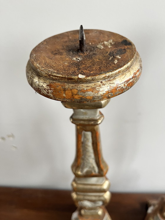Image 1 of Par de candelabros de altar franceses antiguos
