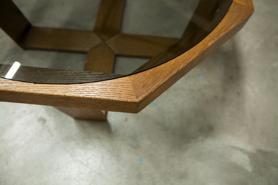 Image 1 of Tavolo esagonale unico, 1977, rovere, vetro fumé, fabbricazione svizzera