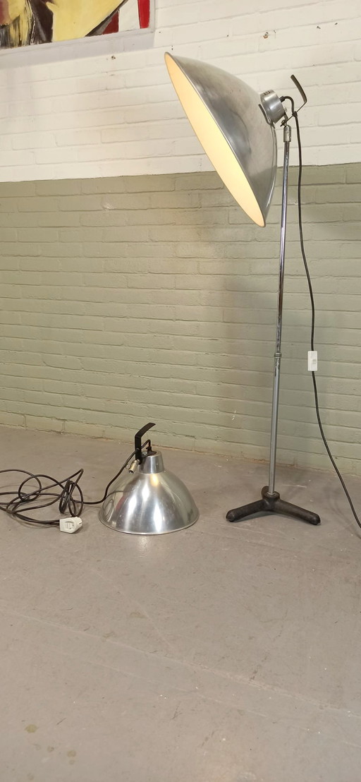 Photax studio industrial floor lamp