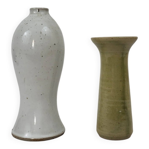 2 stoneware vases