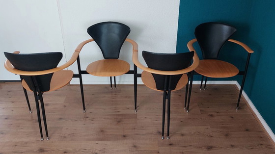 Image 1 of 4x postmoderne Esszimmerstühle, 1980er Jahre