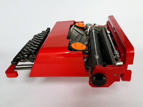 Sottsass & King - Olivetti 'Valentine' - Macchina da scrivere – Oggetti decorativi, Plastica, Metallo (photo 7 of 22)