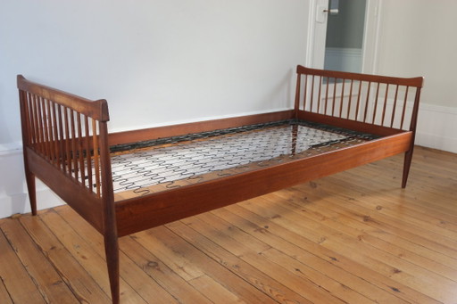 Skandinavisches Vintage Teakholzbett, Dänemark 1960