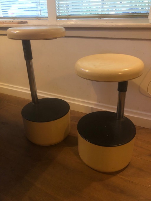 2 Hocker / Barhocker Velca legnano Milan