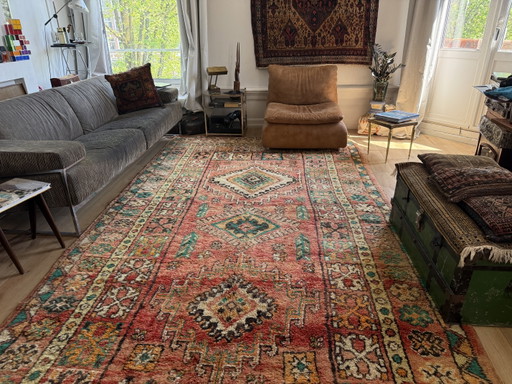 Großer marokkanischer Vintage-Teppich, 394 × 204 cm – Berberteppich aus den 1970er Jahren