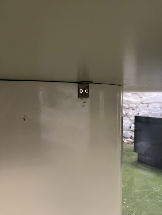 Image 1 of Tavolo da pranzo ovale laccato