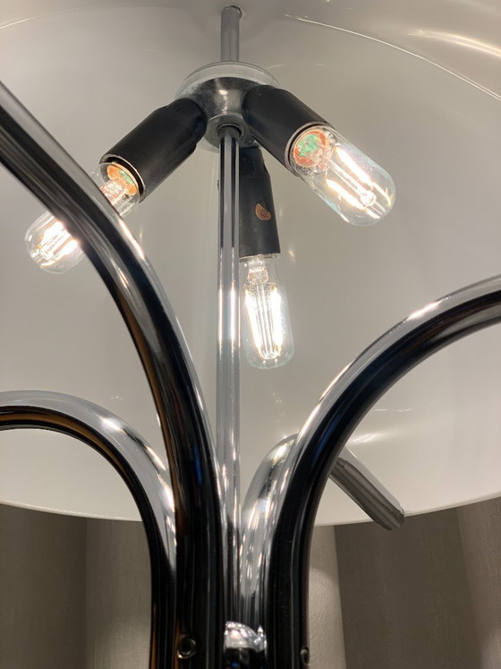 Page 1 of 11 Quadrifoglio Lamp 60-70’s – White - Gae Aulenti / Luigi Massoni – Table lamps, Metal (photo 7 of 11)