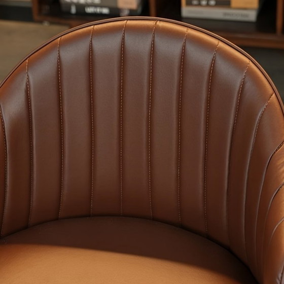 Image 1 of Fauteuil pivotant italien