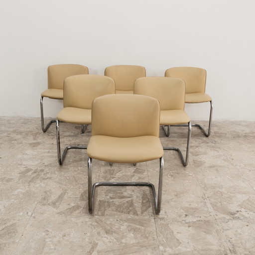 Juego de 6 sillones de diseño Bauhaus de los años 70, estilo vintage moderno y antiguo.