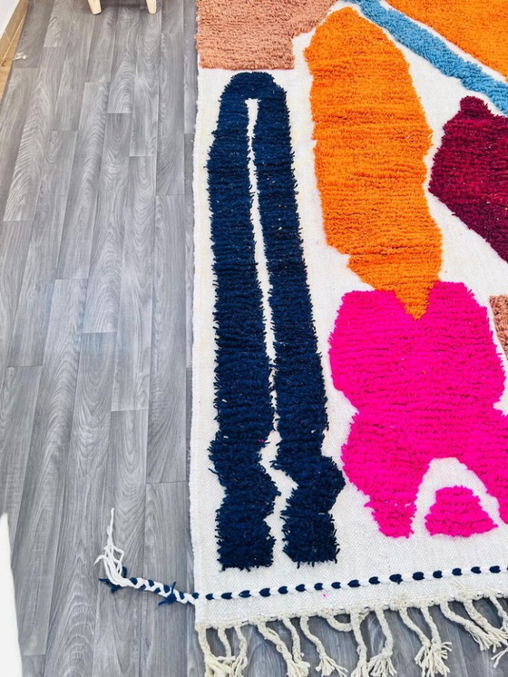 Image 1 of Handgemaakt Marokkaans wollen tapijt in kleur, 250 cm x 150 cm