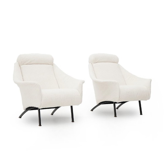 Image 1 of Pair of white bouclé armchairs, 1950s