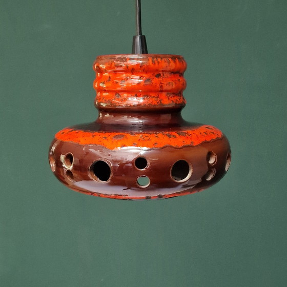 Image 1 of Vintage Herda rood / bruine hanglamp gemaakt van keramiek. Fat lava hanglamp. Diameter 20 cm. Retro lamp. UFO lamp.