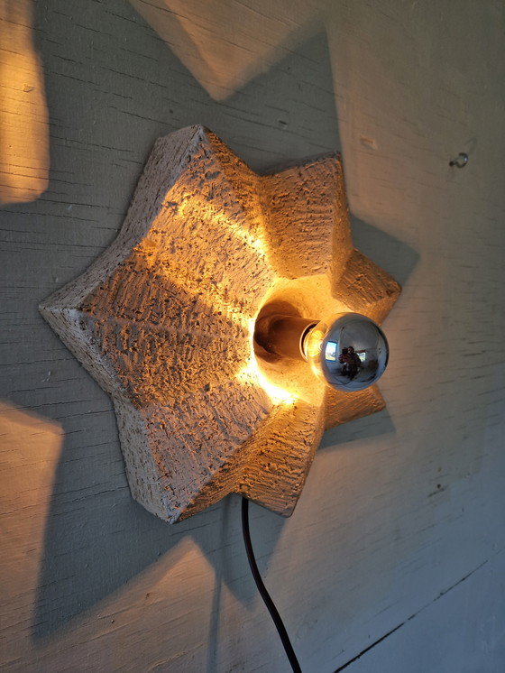 Image 1 of Vintage keramische wandlamp in de vorm van een ster