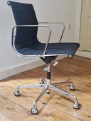 Vitra EAMES EA 117