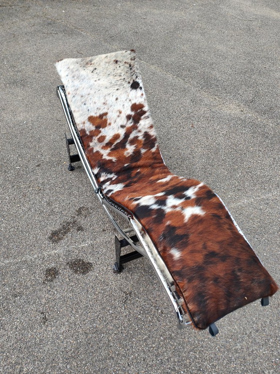 Nuevo Cojín Corbusier LC4 Chaise longue – Leather, Textile (photo 4 of 6)
