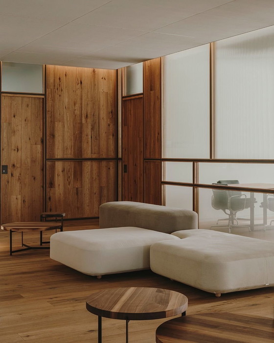 Image 1 of Viccarbe gemeinsames Banksofa