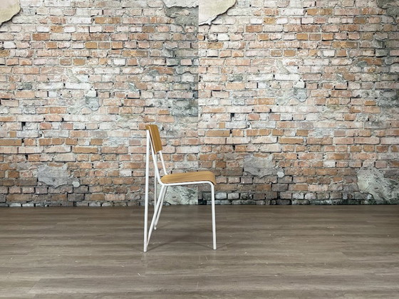 HAY Petit Standard Set of 6 - Wood/White | Daniel Rybakken, Dining chairs, Metal, Brown (photo 9 of 15)