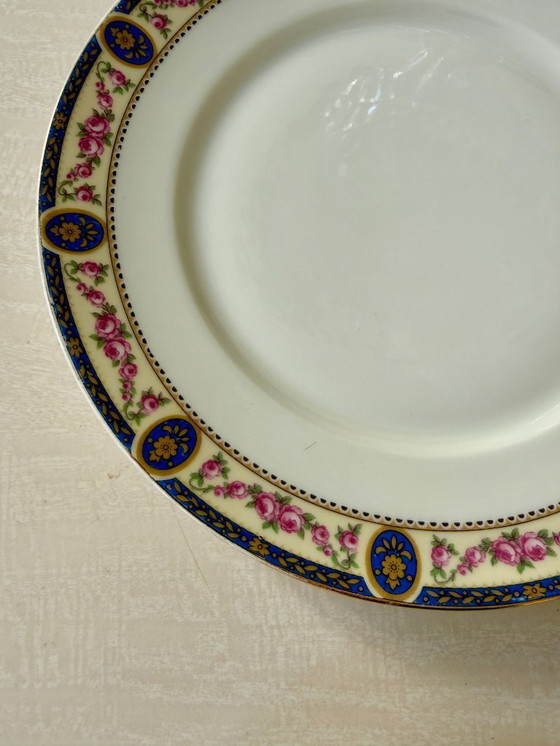 Image 1 of Set van 7 Limoges porseleinen borden, Frankrijk