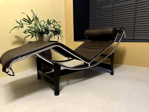 Chaise longue Cassina LC4 Le Corbusier