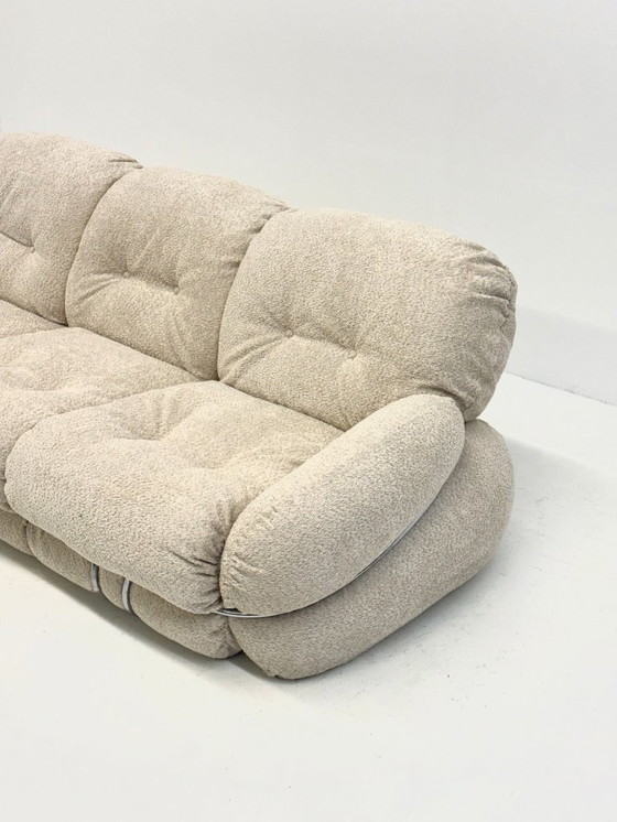 Image 1 of Crème Bouclé Okay 3-Sitzer-Sofa von Adriano Piazzesi