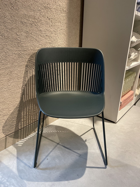 Image 1 of 1x Aiir chair from Dedon