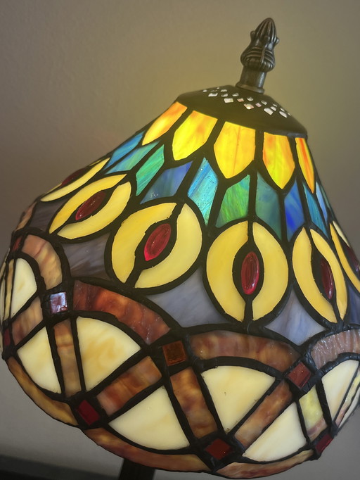 Stained Glass Tiffany 1920s Style Table Lamp Peacock Feather Motif
