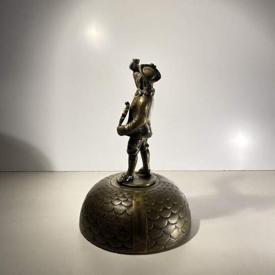 Desk Bell Figurine in Bronze with Acorn-Shaped Chimes, 19th Century – Table accessories, Brass (photo 11 of 16)