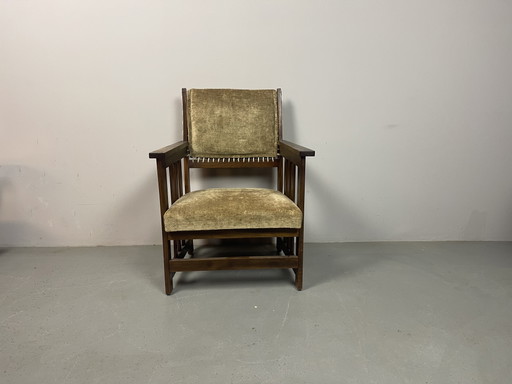 Antieke Nederlandse Haagse School Eiken Fauteuil van L.O.V. Meubelfabriek, Oosterbeek. Nederland, jaren twintig. Ref.: CH2006