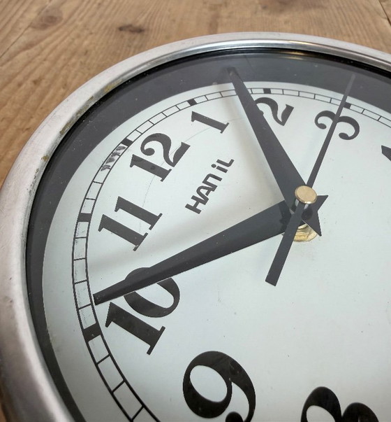 Image 1 of Vintage zwarte Hanil scheepswandklok, jaren 80
