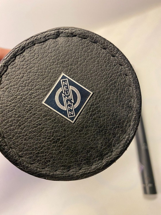 Image 1 of Neuman KMR 81 microphone with leather case